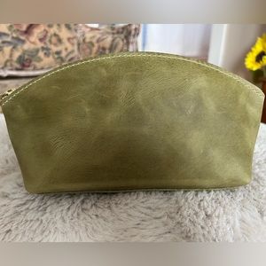 Portland Leather Goods Eclipse Makeup Bag in Anjou